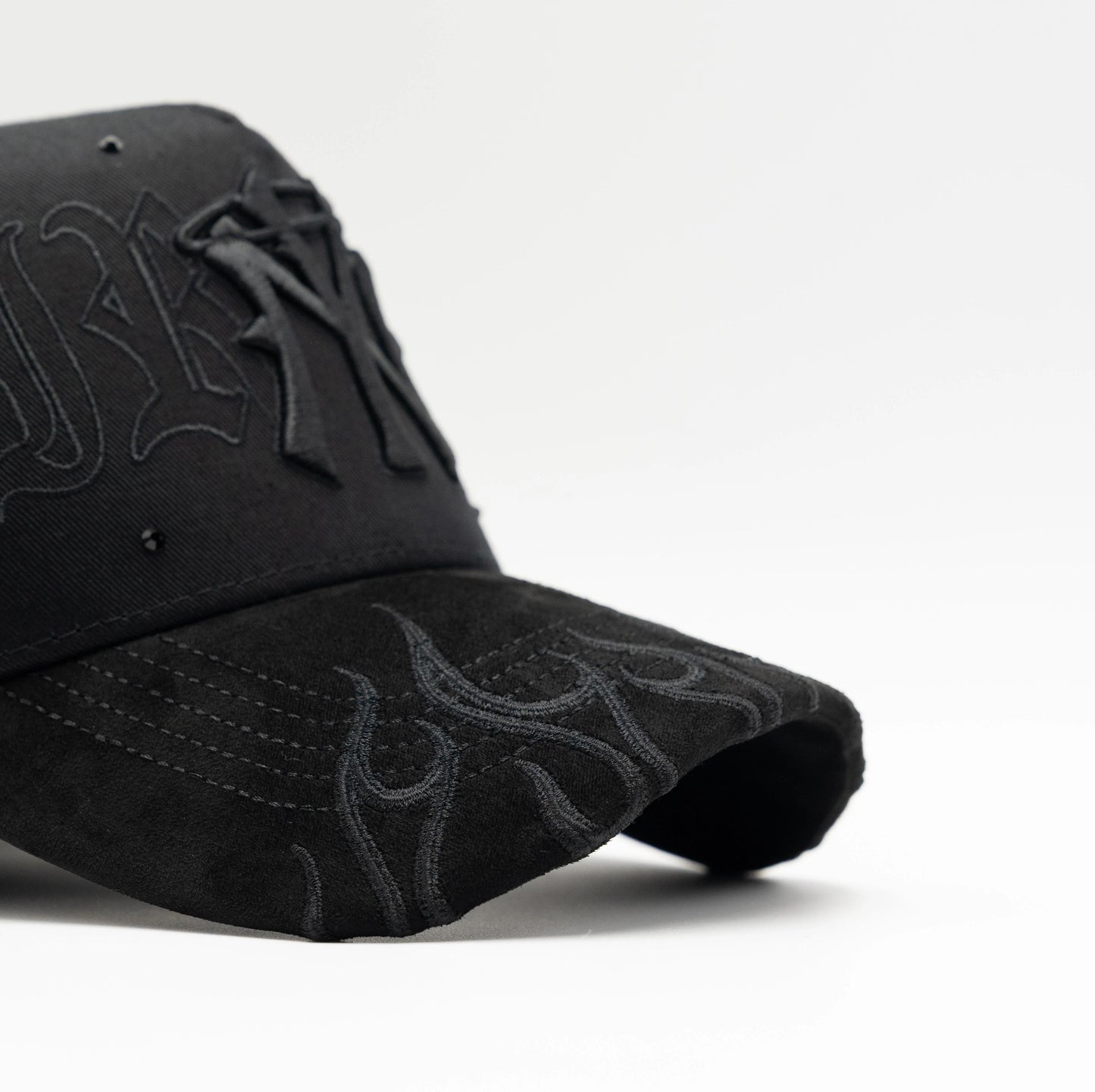 GORRA 31 HATS "NY FLAMES BLACK IN BLACK" Vol. 2