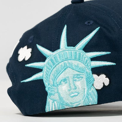 GORRA 31 HATS NEW YORK CLOUD LIBERTY STATUE