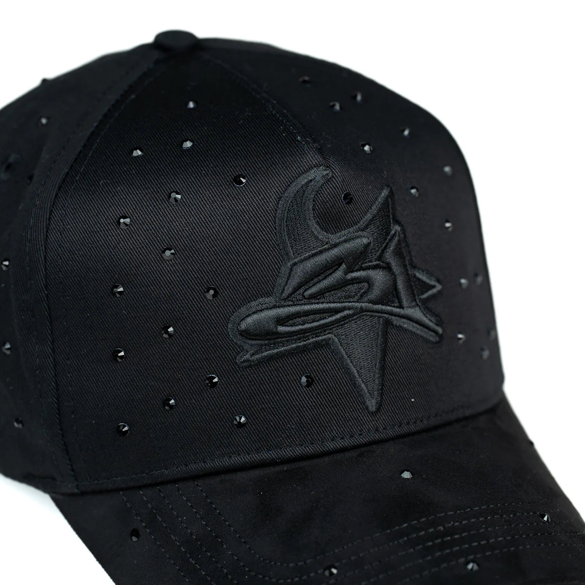 31 HATS BLACKOUT